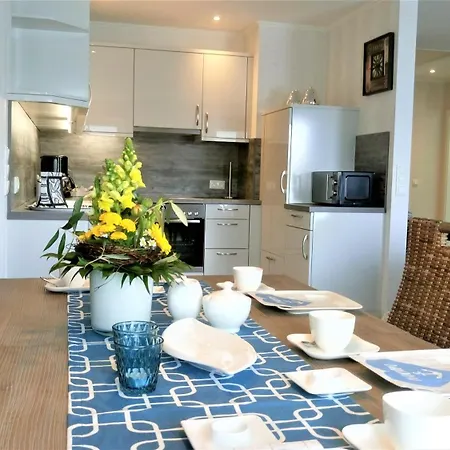 Alte Malerei Daire *